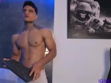 alan_morrys from Chaturbate