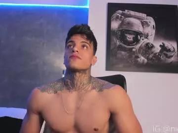 alan_morrys from Chaturbate