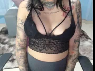 Andre10_ webcams show profile image 
