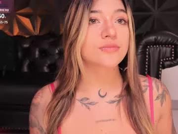 Photos of ashleyvalirya from Chaturbate is Freechat