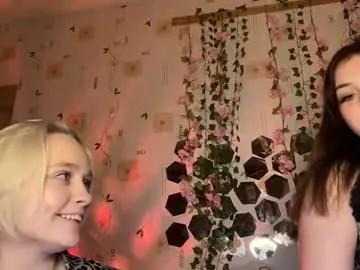 bella_and_alice from Chaturbate is Freechat