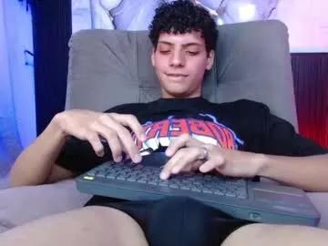 dan_sweetboy from Chaturbate is Freechat