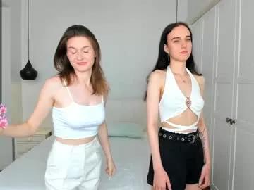 dollybiglow from Chaturbate