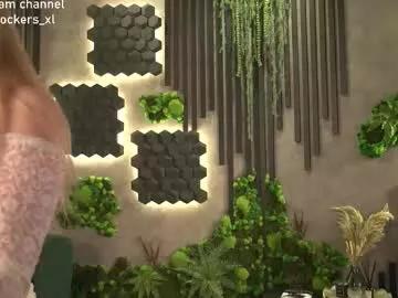 ella_knockers_xl from Chaturbate is Freechat