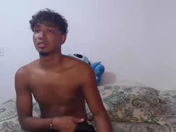 ellie_andy19 from Chaturbate