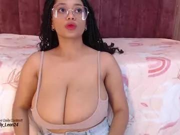 emy_leon from Chaturbate is Freechat