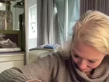 gl1tter_barbie from Chaturbate is Freechat