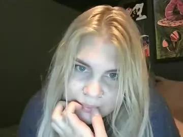 heavenxxxcrybaby from Chaturbate is Freechat