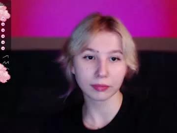 holly_pie from Chaturbate