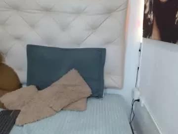izaan_wolters from Chaturbate