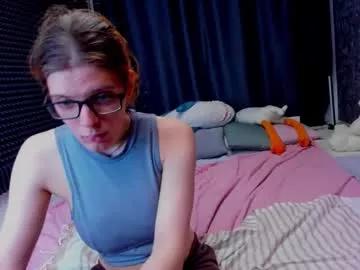 kiki_krash from Chaturbate is Freechat