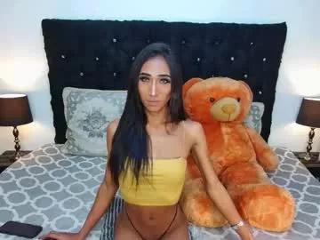laradior from Chaturbate
