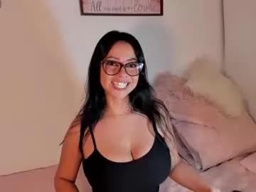 laylabajwa1 from Chaturbate