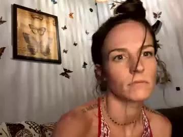 Lucyintheskywdiamonds69 webcams show profile image 