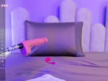 michell_petit from Chaturbate is Freechat