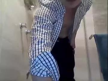 ohhyesmomenttoenjoy from Chaturbate
