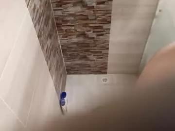 ohhyesmomenttoenjoy from Chaturbate