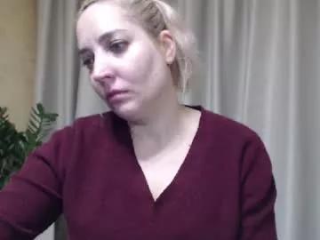 ohsweetmari from Chaturbate is Freechat