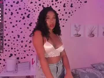 sara_sophiee from Chaturbate
