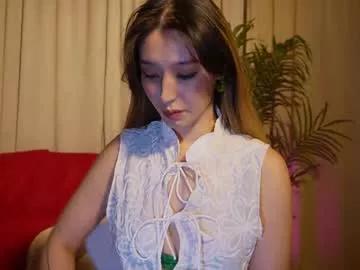 sarasuo model from Chaturbate