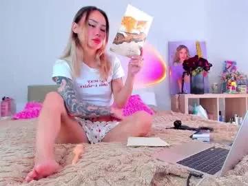 Try the thrill of flirt babes with our cam hosts, featuring unclothed wildness while getting naked and playing with their favored sex toys.