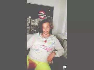 teeenztraiiner from Chaturbate