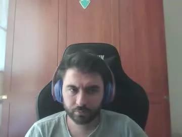 umutsuzevada from Chaturbate