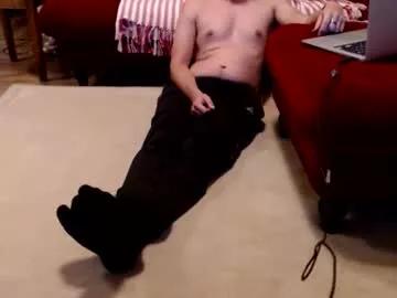 yourslav39119 from Chaturbate is Freechat