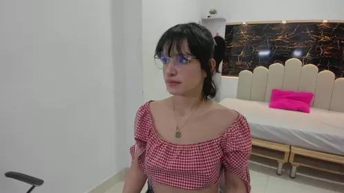 annyrosee from Cherry is Freechat