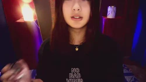 caroliensummer from Cherry is Freechat