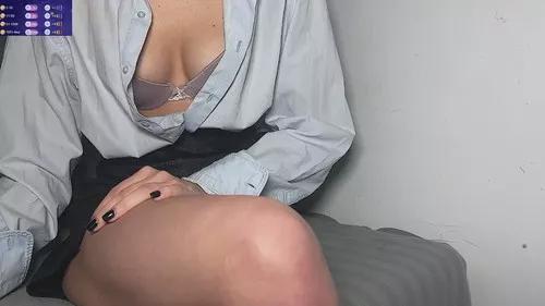 Photos of cherrybombi from Cherry is Freechat