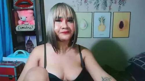 Photos of come4maniacts from Cherry is Freechat