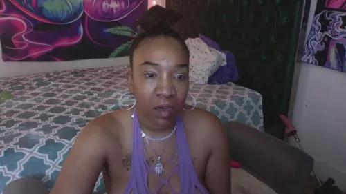 Photos of drippytina from Cherry is Freechat