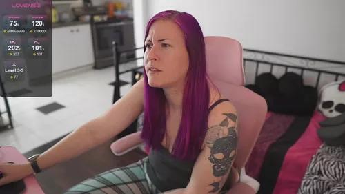 Photos of gennyrock from Cherry is Freechat