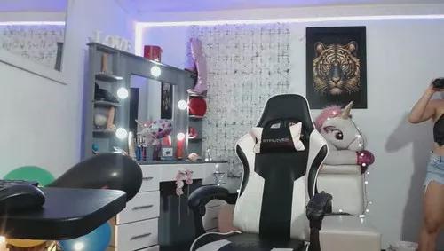 Try the thrill of flirt babes with our cam hosts, featuring unclothed wildness while getting naked and playing with their favored sex toys.