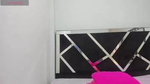 iisabellanoa from Cherry is Freechat