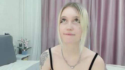 iwannarock111 from Cherry is Freechat