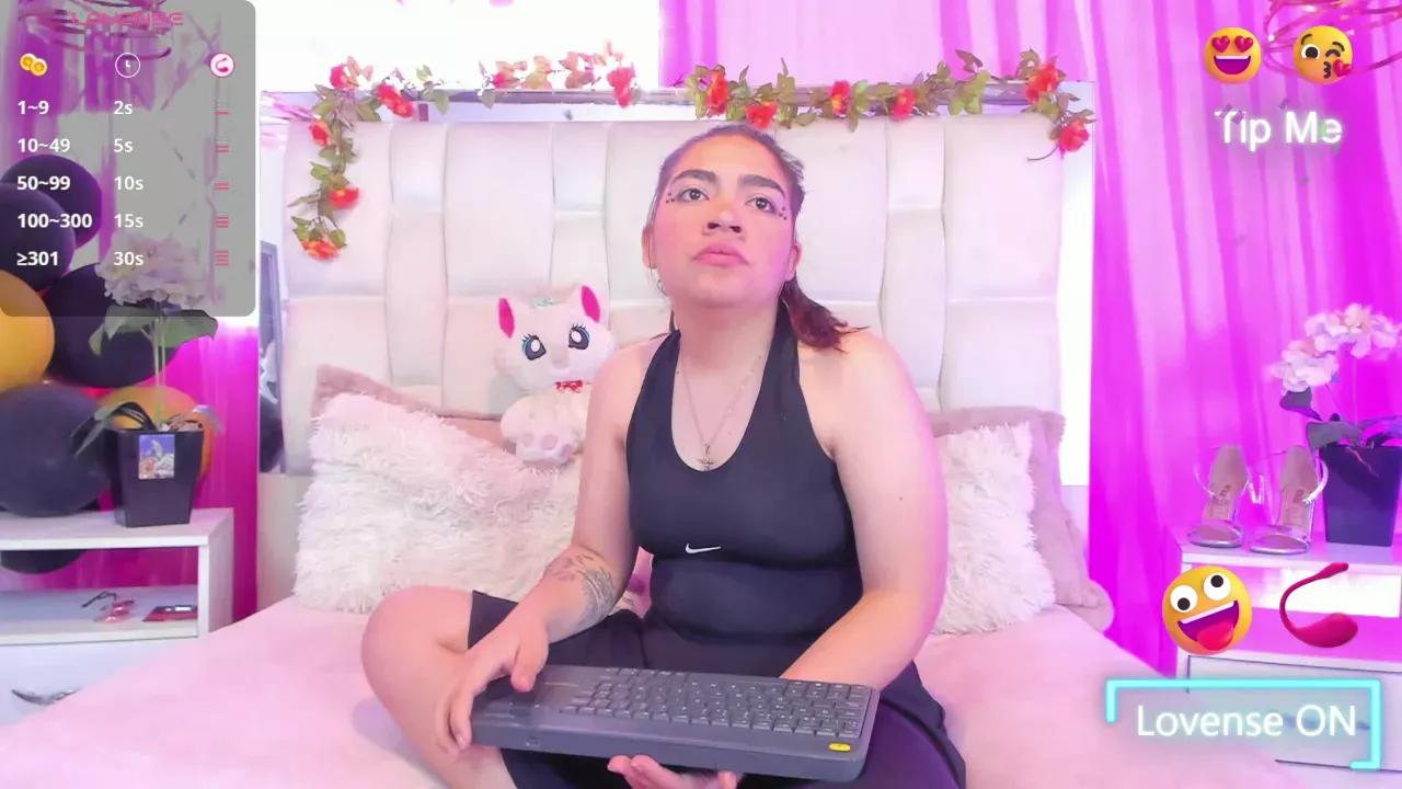 kristalblue from Cherry is Freechat