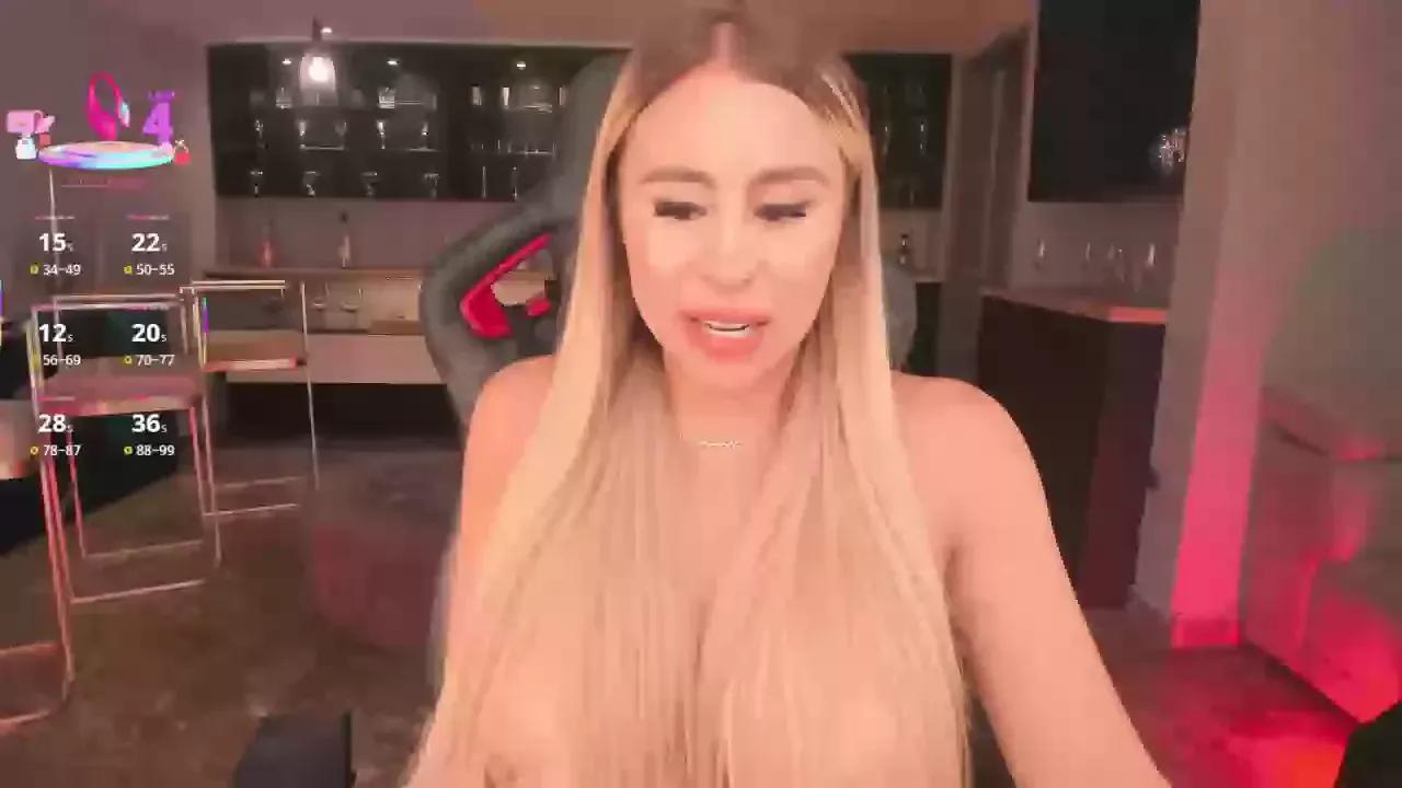 kyliecooper from Cherry is Freechat