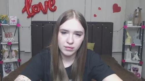 Photos of laurahlot from Cherry is Freechat