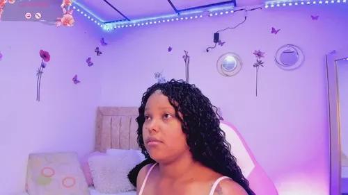 laurinmonroe from Cherry is Freechat