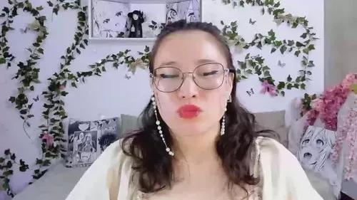 lianawia from Cherry is Freechat