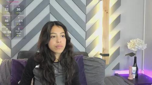 liilygrey from Cherry is Freechat