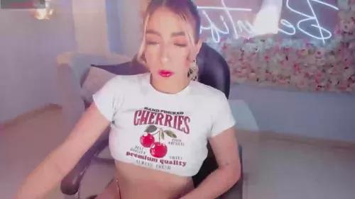 lizzcooper from Cherry is Freechat