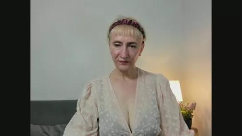 Photos of margaretwomen from Cherry is Freechat