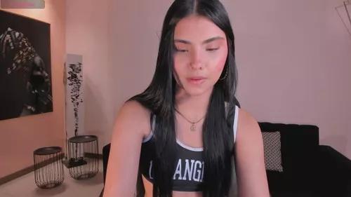 mialaurence from Cherry is Freechat