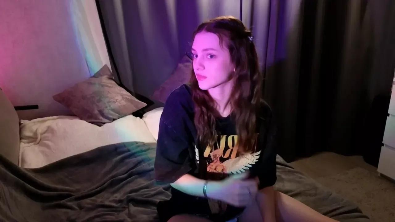 moonlightmaya from Cherry is Freechat