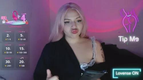 naomybuster from Cherry is Freechat