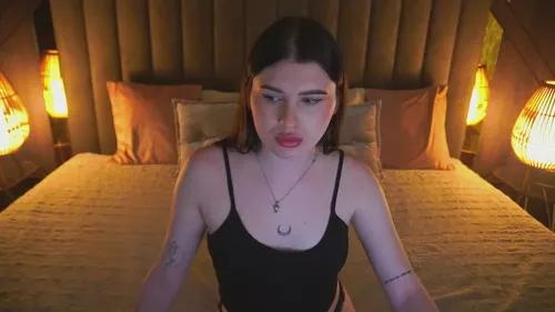 Photos of neylacharm from Cherry is Freechat