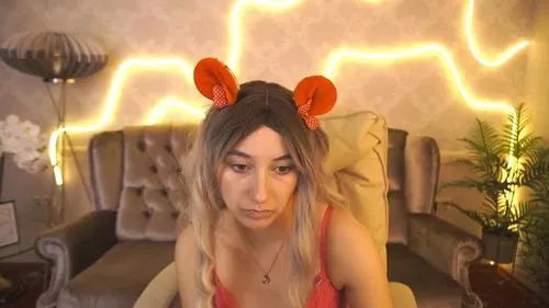 Photos of roxyrayy from Cherry is Freechat